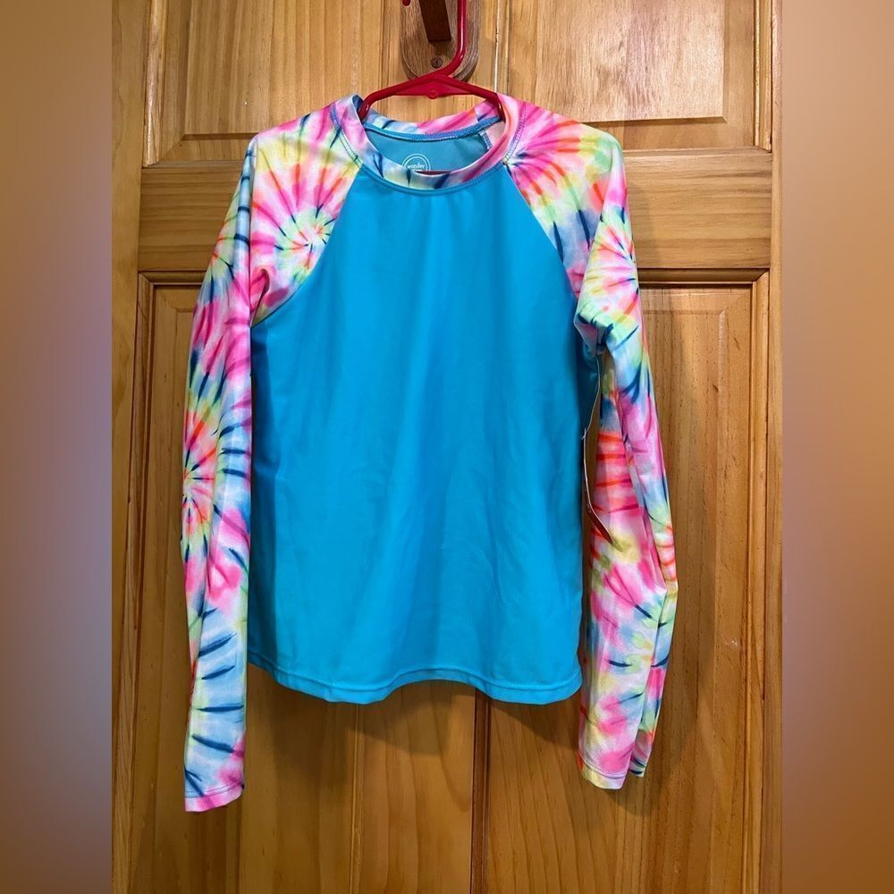 (NWT) Wonder Nation blue with tie dye sleeves upf 50 girls size L shirt